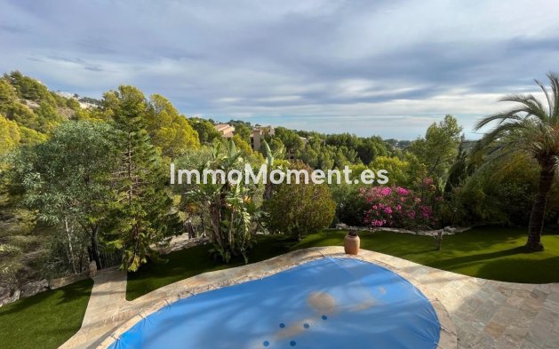 Detached villa - Resale - Altea - Altea Centro