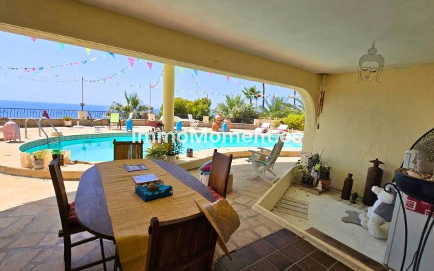 Detached villa - Resale - Altea - Altea Centro