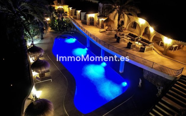 Detached villa - Resale - Altea - Altea Centro