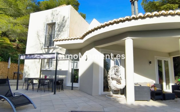 Detached villa - Resale - Altea - Altea Centro