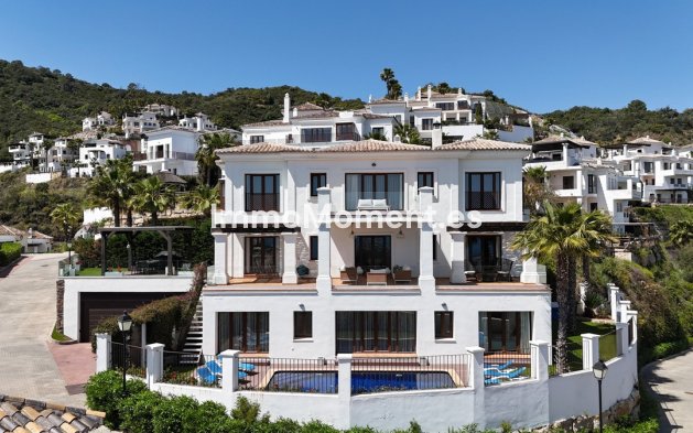 Detached villa - Resale - Benahavís - Benahavís Centro