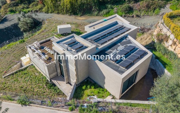 Detached villa - Resale - Benahavís - Benahavís Centro