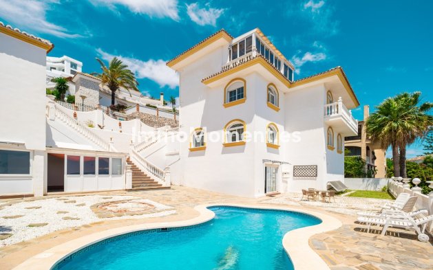 Detached villa - Resale - Benalmadena - Benalmadena Centro