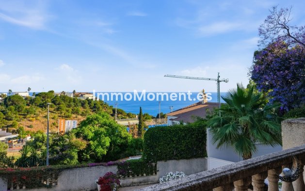 Detached villa - Resale - Benalmadena - Benalmadena Centro