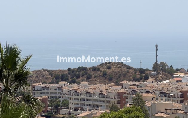 Detached villa - Resale - Benalmadena - Benalmadena Centro