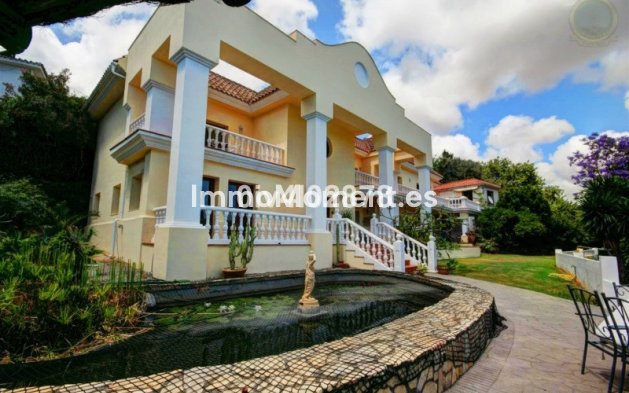 Detached villa - Resale - Benalmadena - Benalmadena Pueblo