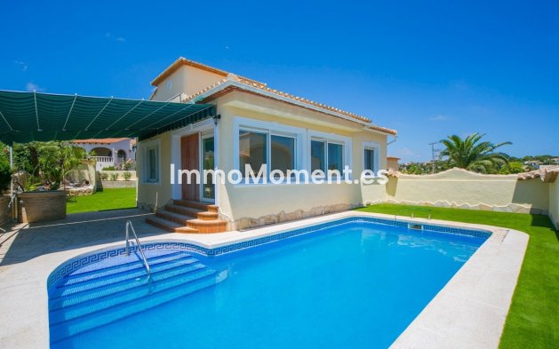 Detached villa - Resale - Calpe - Calpe Centro