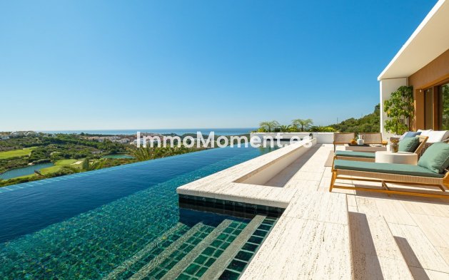 Detached villa - Resale - Casares - Casares Centro