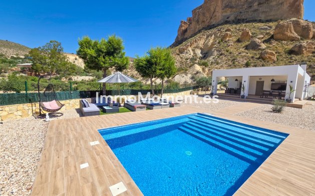 Detached villa - Resale - Crevillente - Crevillente - Crevillent Centro