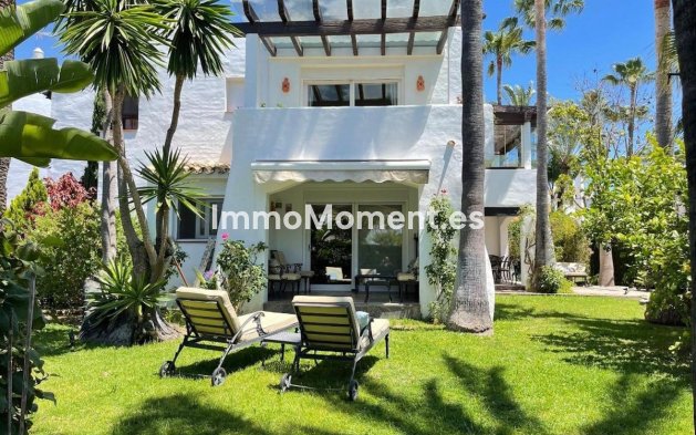 Detached villa - Resale - Estepona - Costalita