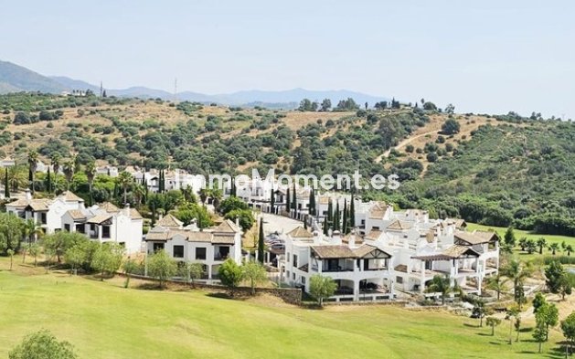 Detached villa - Resale - Estepona - Estepona Centro