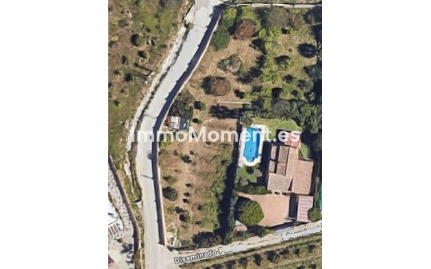 Detached villa - Resale - Estepona - Estepona Centro