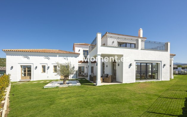 Detached villa - Resale - Estepona - Estepona Centro