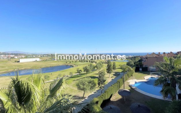 Detached villa - Resale - Estepona - Estepona Centro