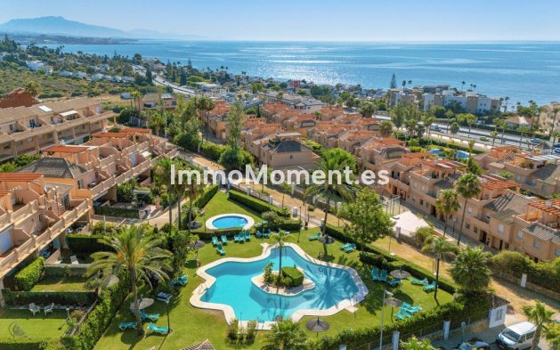 Detached villa - Resale - Estepona - Estepona Centro