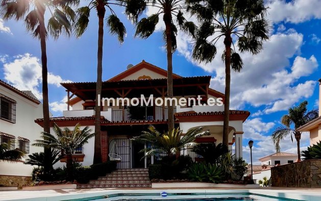 Detached villa - Resale - Inland  - Alhaurín el Grande Centro