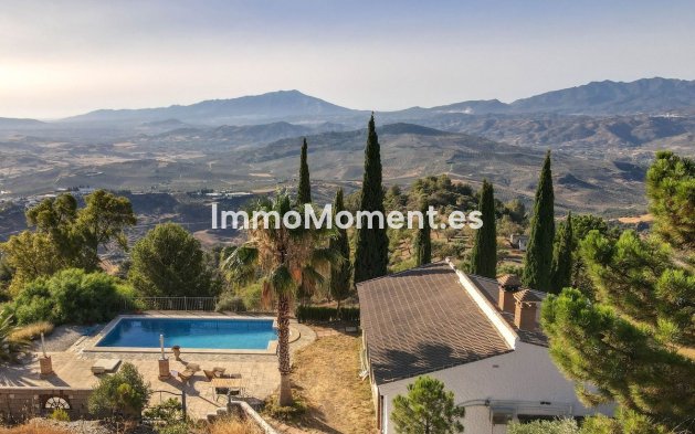 Detached villa - Resale - Inland  - Alozaina