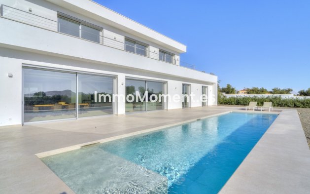 Detached villa - Resale - Inland  - Coín