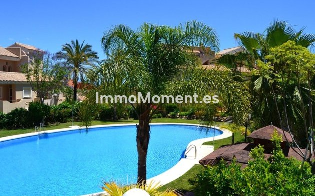 Detached villa - Resale - Manilva - La Duquesa