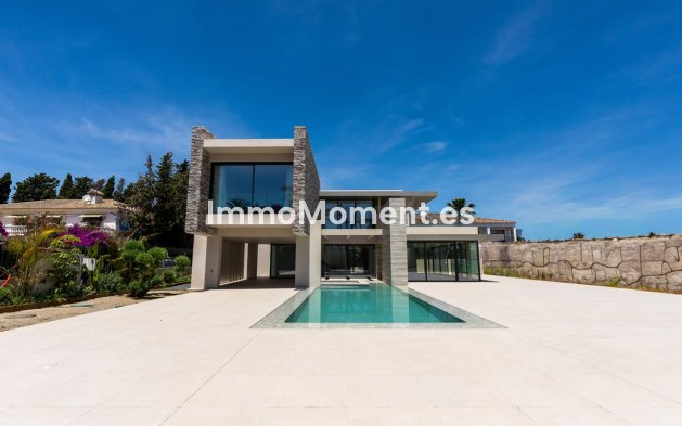 Detached villa - Resale - Marbella - Cortijo Blanco