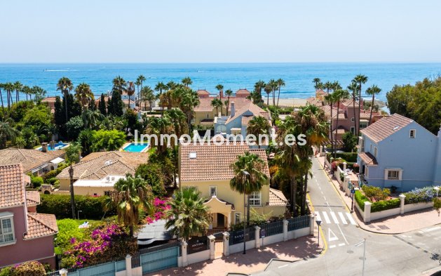 Detached villa - Resale - Marbella - Cortijo Blanco
