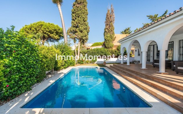 Detached villa - Resale - Marbella - Costabella