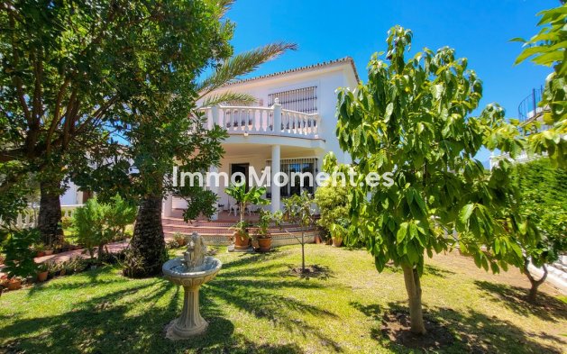Detached villa - Resale - Marbella - Elviria