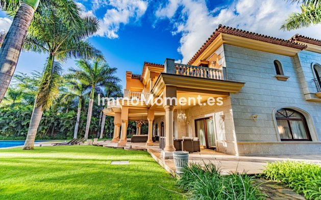 Detached villa - Resale - Marbella - Guadalmina Baja