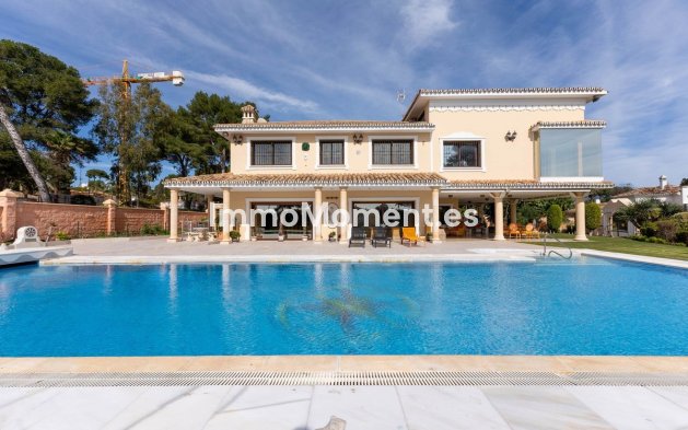 Detached villa - Resale - Marbella - Los Monteros