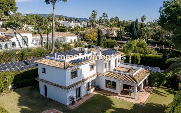 Detached villa - Resale - Marbella - Los Monteros