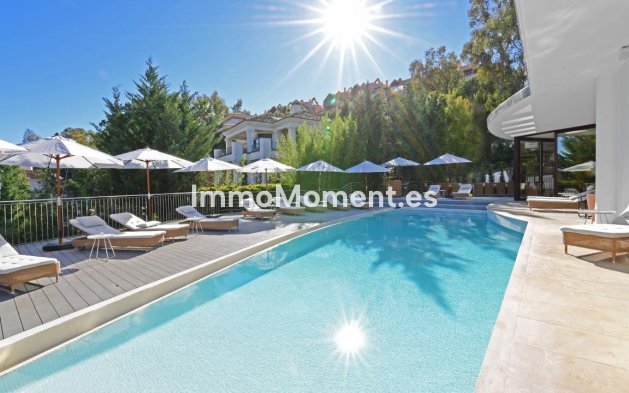 Detached villa - Resale - Marbella - Nueva Andalucía