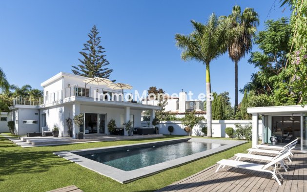 Detached villa - Resale - Marbella - Nueva Andalucía