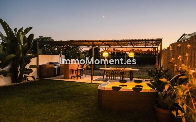 Detached villa - Resale - Marbella - Nueva Andalucía