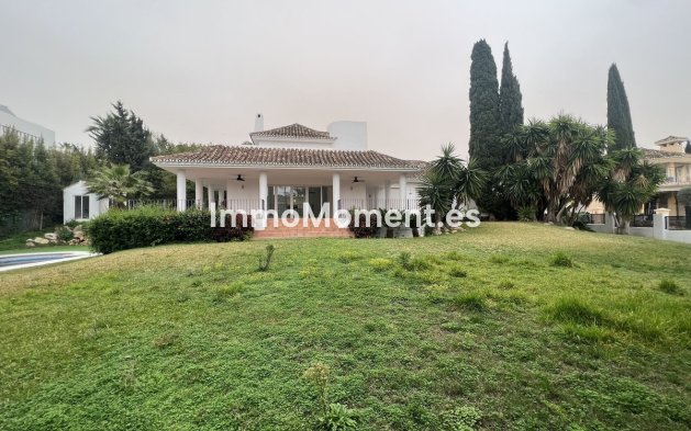 Detached villa - Resale - Marbella - Nueva Andalucía
