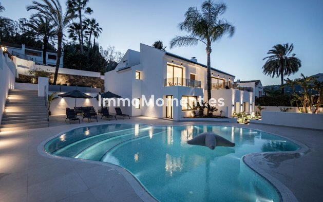 Detached villa - Resale - Marbella - Nueva Andalucía
