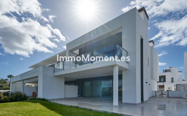 Detached villa - Resale - Marbella - San Pedro de Alcántara