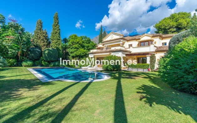 Detached villa - Resale - Marbella - Sierra Blanca