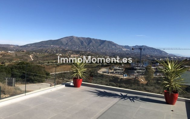 Detached villa - Resale - Mijas - La Cala Golf