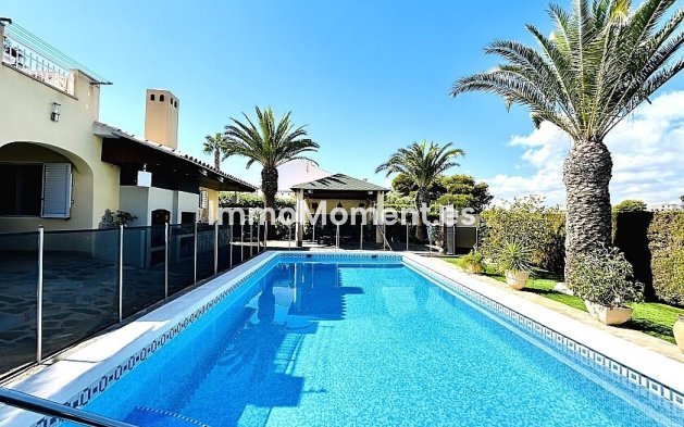 Detached villa - Resale - Orihuela - Cabo roig - La Zenia
