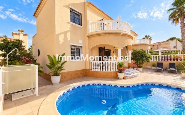 Detached villa - Resale - Orihuela Costa - Orihuela Costa