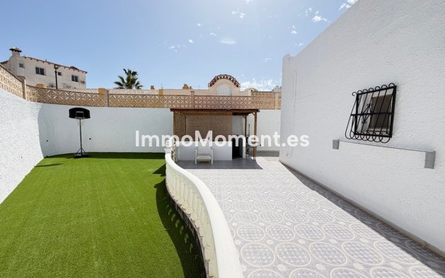 Detached villa - Resale - Orihuela Costa - Villamartín
