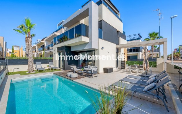 Detached villa - Resale - Orihuela - Lomas de Cabo Roig