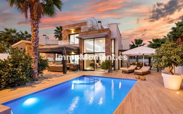 Detached villa - Resale - Orihuela - Lomas de Cabo Roig