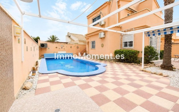 Detached villa - Resale - Orihuela - Mil Palmeras