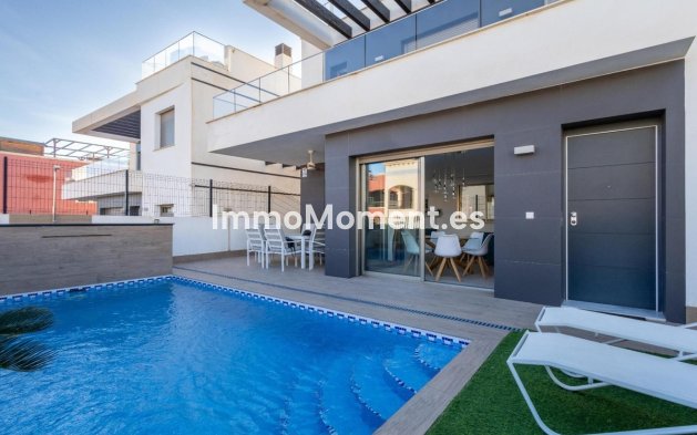 Detached villa - Resale - Orihuela - Orihuela Costa