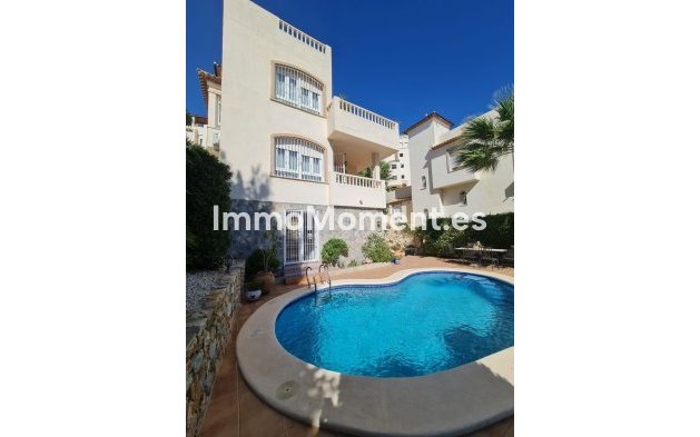 Detached villa - Resale - Orihuela - Orihuela Costa