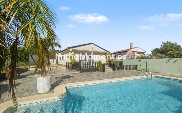Detached villa - Resale - Pilar de la Horadada - Pinar de Campoverde
