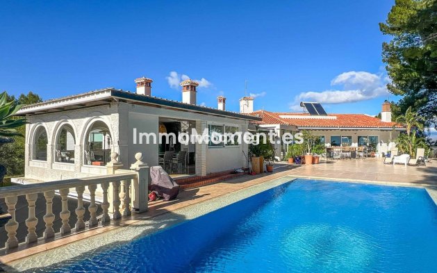 Detached villa - Resale - Torremolinos - Torremolinos