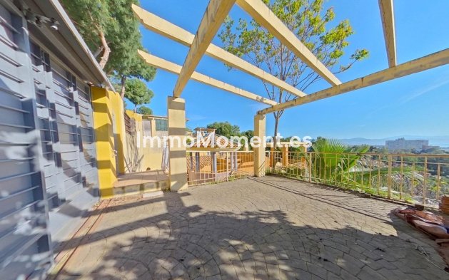 Detached villa - Resale - Torremolinos - Torremolinos