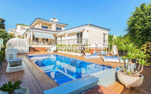 Detached villa - Resale - Torrevieja - Torre la mata
